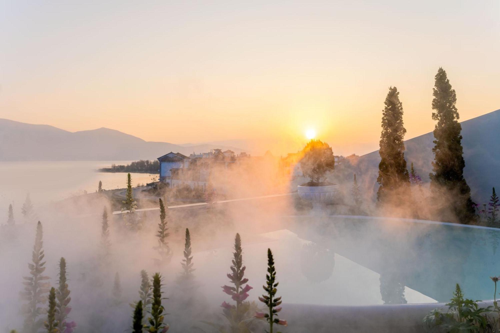 Dali Nest Secret Garden Lake View Inn エクステリア 写真